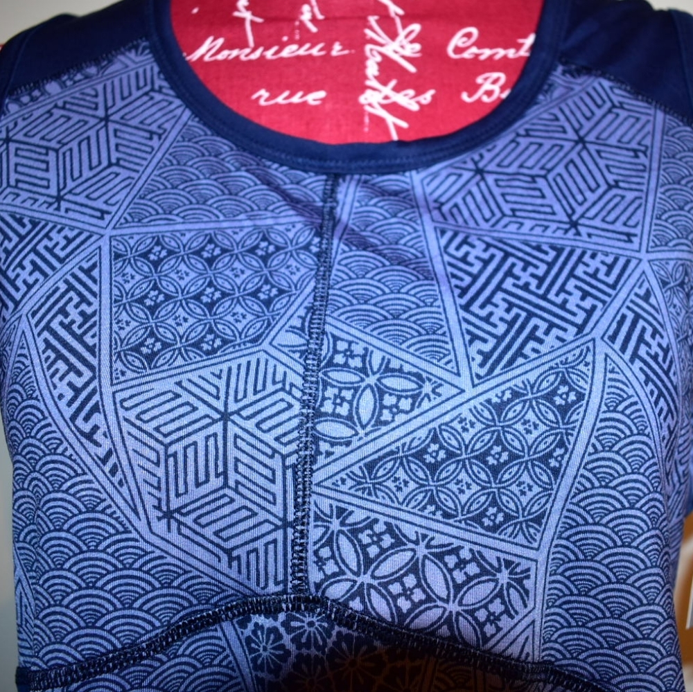 NATORI KEYHOLE BACK TANK TOP NWT - Picture 5 of 8